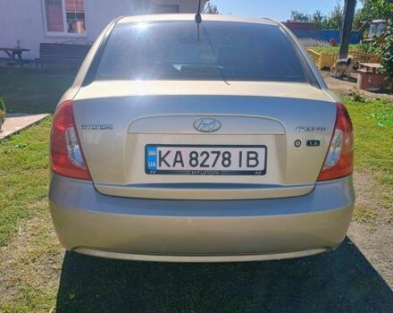 Бежевый Хендай Акцент, объемом двигателя 1.6 л и пробегом 173 тыс. км за 6000 $, фото 2 на Automoto.ua