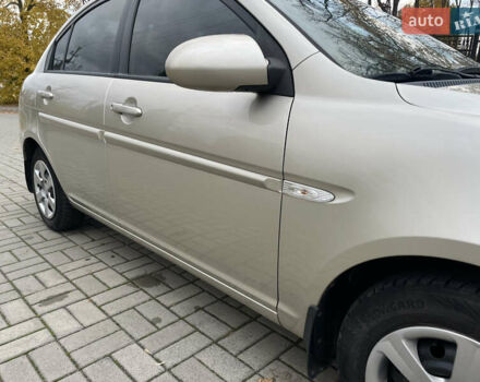 Хендай Акцент 2008 в Прилуках на Automoto.ua Бежевый Хендай Акцент, объемом двигателя 1.4 л и пробегом 226 тыс. км за 4450 $, фото 16 на Automoto.ua