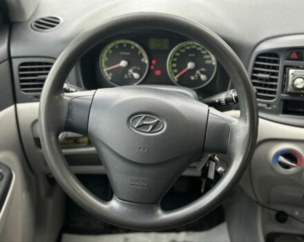 Бежевый Хендай Акцент, объемом двигателя 1.4 л и пробегом 162 тыс. км за 4999 $, фото 15 на Automoto.ua