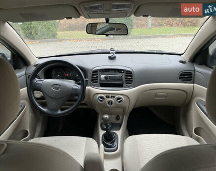 Хендай Акцент 2008 в Прилуках на Automoto.ua Бежевый Хендай Акцент, объемом двигателя 1.4 л и пробегом 226 тыс. км за 4450 $, фото 49 на Automoto.ua