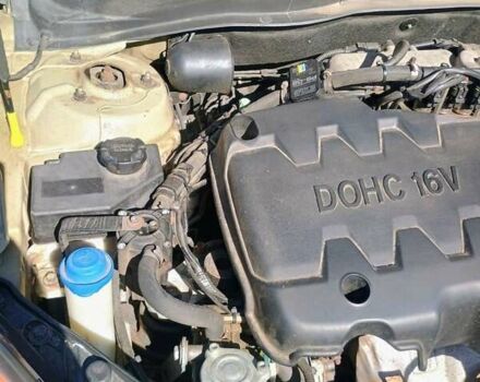 Бежевый Хендай Акцент, объемом двигателя 1.6 л и пробегом 173 тыс. км за 5700 $, фото 8 на Automoto.ua