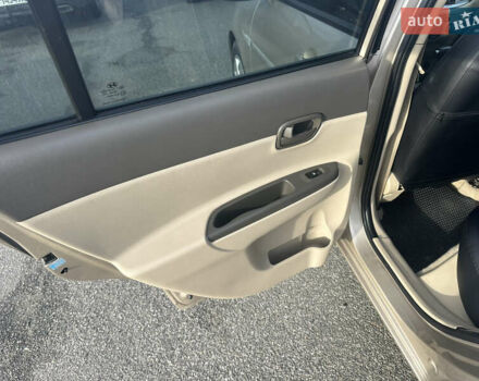 Бежевий Хендай Акцент, об'ємом двигуна 1.6 л та пробігом 170 тис. км за 5500 $, фото 16 на Automoto.ua