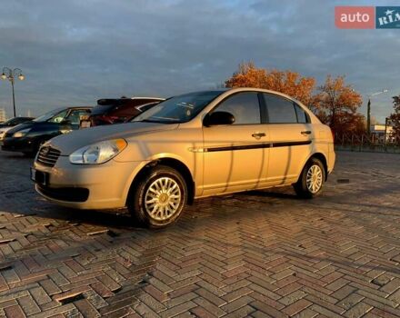 Бежевый Хендай Акцент, объемом двигателя 1.4 л и пробегом 163 тыс. км за 5300 $, фото 6 на Automoto.ua