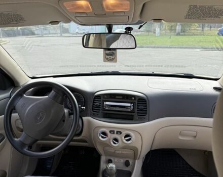 Хендай Акцент 2009 в Черкассах на Automoto.ua Бежевый Хендай Акцент, объемом двигателя 1.4 л и пробегом 200 тыс. км за 4400 $, фото 4 на Automoto.ua