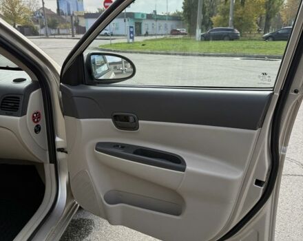 Хендай Акцент 2009 в Черкассах на Automoto.ua Бежевый Хендай Акцент, объемом двигателя 1.4 л и пробегом 200 тыс. км за 4400 $, фото 9 на Automoto.ua