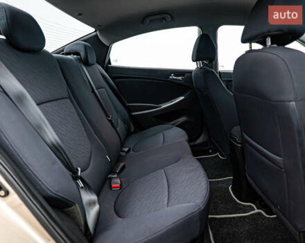 Бежевый Хендай Акцент, объемом двигателя 1.6 л и пробегом 62 тыс. км за 6735 $, фото 17 на Automoto.ua