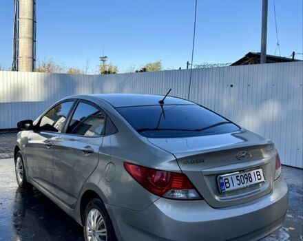 Бежевый Хендай Акцент, объемом двигателя 1.4 л и пробегом 190 тыс. км за 5750 $, фото 3 на Automoto.ua