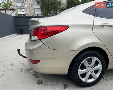 Хендай Акцент 2011 у Тернополі на Automoto.ua Бежевий Хендай Акцент, об'ємом двигуна 1.4 л та пробігом 141 тис. км за 6100 $, фото 9 на Automoto.ua