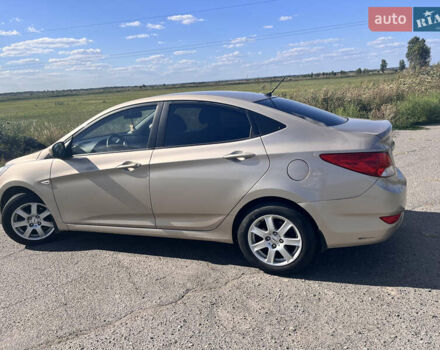 Бежевий Хендай Акцент, об'ємом двигуна 1.4 л та пробігом 102 тис. км за 8200 $, фото 3 на Automoto.ua