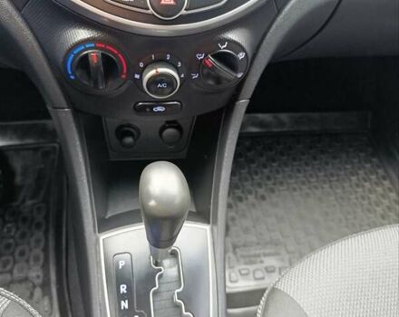 Бежевый Хендай Акцент, объемом двигателя 1.4 л и пробегом 40 тыс. км за 9100 $, фото 27 на Automoto.ua