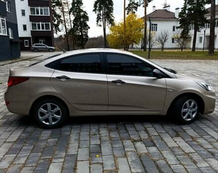 Бежевый Хендай Акцент, объемом двигателя 1.4 л и пробегом 40 тыс. км за 9100 $, фото 5 на Automoto.ua