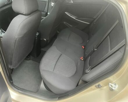 Бежевый Хендай Акцент, объемом двигателя 1.6 л и пробегом 181 тыс. км за 7400 $, фото 9 на Automoto.ua