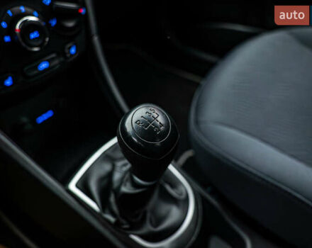 Бежевый Хендай Акцент, объемом двигателя 1.6 л и пробегом 62 тыс. км за 6735 $, фото 15 на Automoto.ua