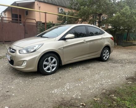 Бежевый Хендай Акцент, объемом двигателя 1.6 л и пробегом 181 тыс. км за 7400 $, фото 5 на Automoto.ua