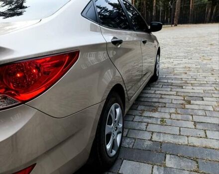 Бежевый Хендай Акцент, объемом двигателя 1.4 л и пробегом 40 тыс. км за 9100 $, фото 4 на Automoto.ua