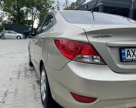 Хендай Акцент 2011 у Тернополі на Automoto.ua Бежевий Хендай Акцент, об'ємом двигуна 1.4 л та пробігом 141 тис. км за 6100 $, фото 10 на Automoto.ua