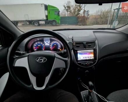 Бежевый Хендай Акцент, объемом двигателя 1.4 л и пробегом 171 тыс. км за 6800 $, фото 7 на Automoto.ua