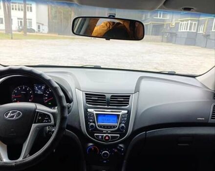 Бежевый Хендай Акцент, объемом двигателя 1.4 л и пробегом 40 тыс. км за 9100 $, фото 30 на Automoto.ua