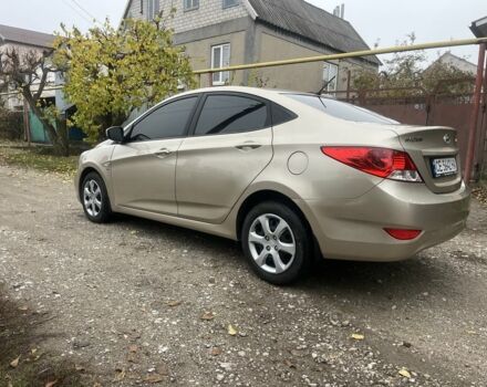 Бежевый Хендай Акцент, объемом двигателя 1.6 л и пробегом 181 тыс. км за 7400 $, фото 7 на Automoto.ua