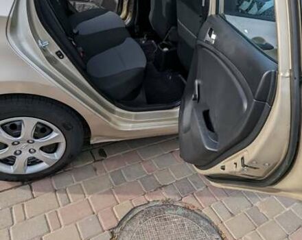 Бежевий Хендай Акцент, об'ємом двигуна 1.4 л та пробігом 90 тис. км за 7900 $, фото 6 на Automoto.ua