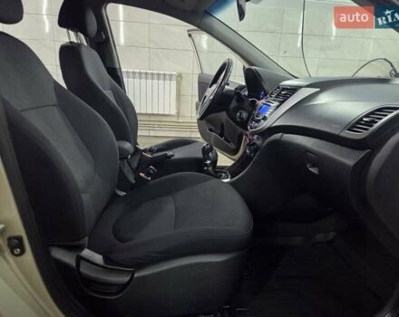 Бежевый Хендай Акцент, объемом двигателя 1.4 л и пробегом 93 тыс. км за 6850 $, фото 20 на Automoto.ua