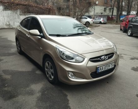 Бежевый Хендай Акцент, объемом двигателя 1.6 л и пробегом 155 тыс. км за 7300 $, фото 1 на Automoto.ua