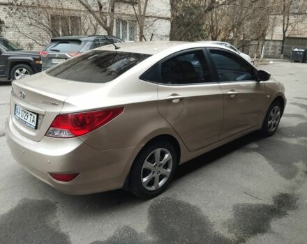 Бежевый Хендай Акцент, объемом двигателя 1.6 л и пробегом 155 тыс. км за 7300 $, фото 3 на Automoto.ua