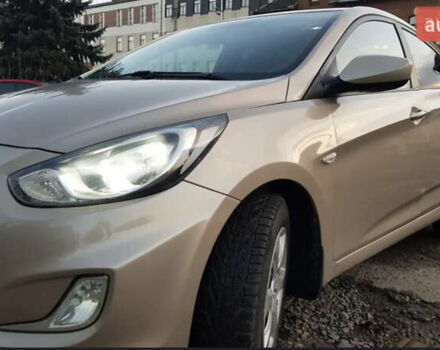 Хендай Акцент 2012 в Черновцах на Automoto.ua Бежевый Хендай Акцент, объемом двигателя 1.4 л и пробегом 178 тыс. км за 5700 $, фото 3 на Automoto.ua