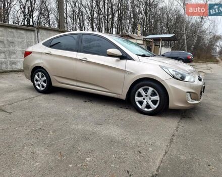 Бежевий Хендай Акцент, об'ємом двигуна 1.4 л та пробігом 160 тис. км за 7600 $, фото 1 на Automoto.ua
