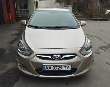 Бежевый Хендай Акцент, объемом двигателя 1.6 л и пробегом 155 тыс. км за 7300 $, фото 2 на Automoto.ua