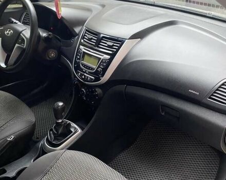 Хендай Акцент 2012 в Харькове на Automoto.ua Бежевый Хендай Акцент, объемом двигателя 1.6 л и пробегом 120 тыс. км за 7500 $, фото 11 на Automoto.ua