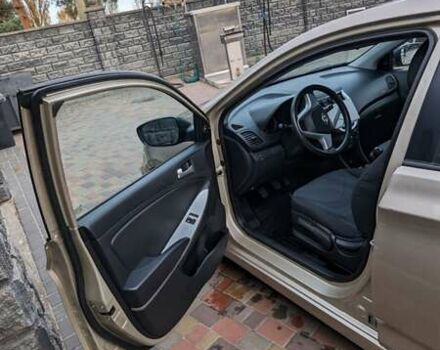 Бежевий Хендай Акцент, об'ємом двигуна 1.4 л та пробігом 90 тис. км за 7900 $, фото 12 на Automoto.ua