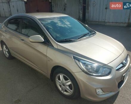 Бежевый Хендай Акцент, объемом двигателя 1.6 л и пробегом 65 тыс. км за 8200 $, фото 9 на Automoto.ua