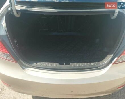 Бежевый Хендай Акцент, объемом двигателя 1.6 л и пробегом 65 тыс. км за 8200 $, фото 18 на Automoto.ua
