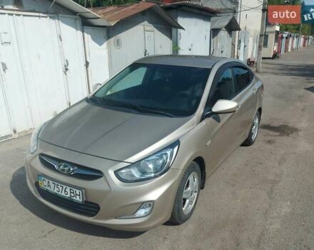 Бежевый Хендай Акцент, объемом двигателя 1.6 л и пробегом 65 тыс. км за 8200 $, фото 6 на Automoto.ua