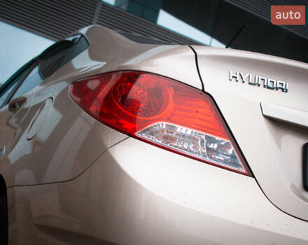 Бежевый Хендай Акцент, объемом двигателя 1.6 л и пробегом 153 тыс. км за 8200 $, фото 35 на Automoto.ua