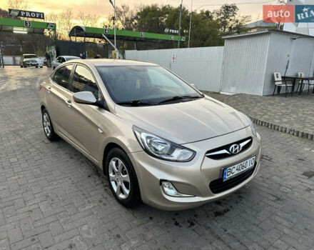 Бежевый Хендай Акцент, объемом двигателя 1.4 л и пробегом 175 тыс. км за 5400 $, фото 8 на Automoto.ua