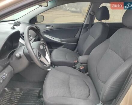 Бежевий Хендай Акцент, об'ємом двигуна 1.4 л та пробігом 160 тис. км за 7600 $, фото 6 на Automoto.ua