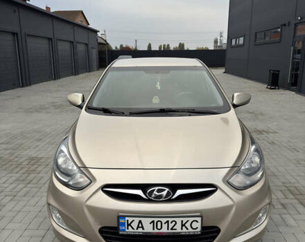 Хендай Акцент 2012 в Киеве на Automoto.ua Бежевый Хендай Акцент, объемом двигателя 1.4 л и пробегом 225 тыс. км за 7600 $, фото 1 на Automoto.ua