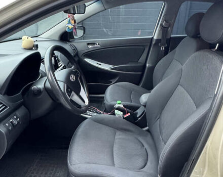 Хендай Акцент 2012 в Киеве на Automoto.ua Бежевый Хендай Акцент, объемом двигателя 1.4 л и пробегом 225 тыс. км за 7600 $, фото 8 на Automoto.ua