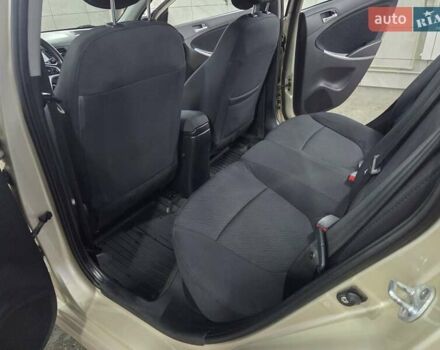 Бежевый Хендай Акцент, объемом двигателя 1.4 л и пробегом 93 тыс. км за 6850 $, фото 23 на Automoto.ua