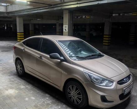 Бежевый Хендай Акцент, объемом двигателя 1.4 л и пробегом 112 тыс. км за 8000 $, фото 2 на Automoto.ua