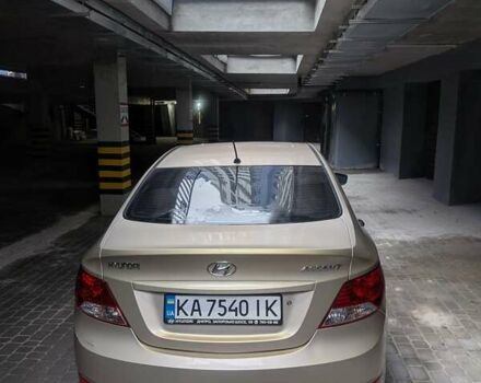 Бежевый Хендай Акцент, объемом двигателя 1.4 л и пробегом 112 тыс. км за 8000 $, фото 4 на Automoto.ua