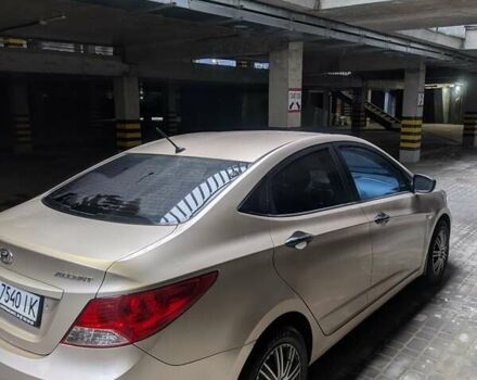 Бежевый Хендай Акцент, объемом двигателя 1.4 л и пробегом 112 тыс. км за 8000 $, фото 3 на Automoto.ua