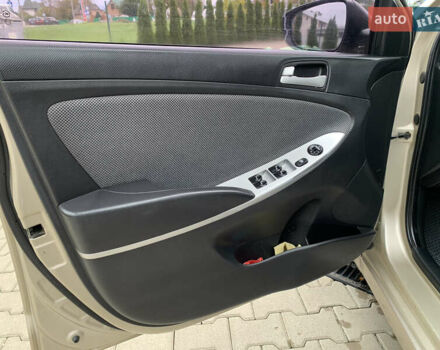 Бежевий Хендай Акцент, об'ємом двигуна 1.4 л та пробігом 160 тис. км за 6250 $, фото 13 на Automoto.ua