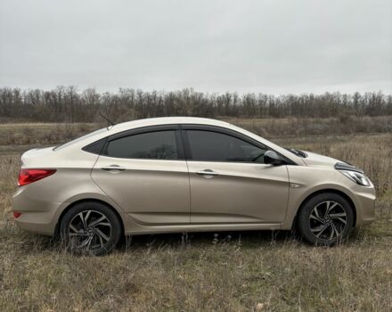 Бежевый Хендай Акцент, объемом двигателя 1.4 л и пробегом 96 тыс. км за 9500 $, фото 3 на Automoto.ua