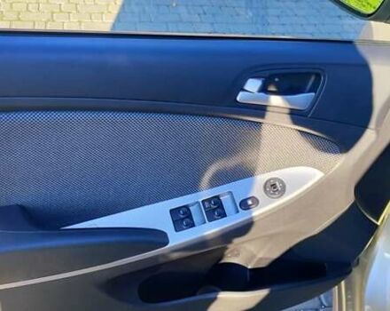 Бежевий Хендай Акцент, об'ємом двигуна 1.4 л та пробігом 109 тис. км за 9800 $, фото 5 на Automoto.ua