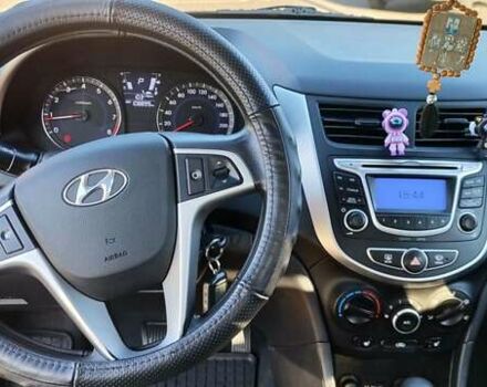 Бежевий Хендай Акцент, об'ємом двигуна 1.4 л та пробігом 109 тис. км за 9800 $, фото 2 на Automoto.ua