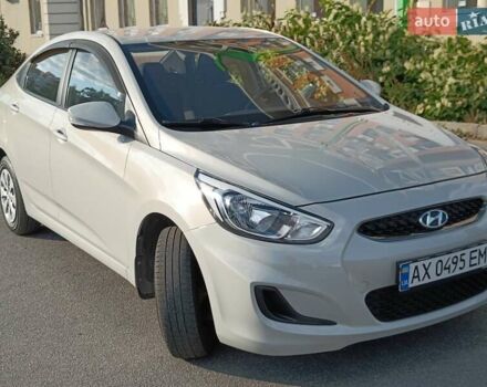 Бежевий Хендай Акцент, об'ємом двигуна 1.37 л та пробігом 53 тис. км за 9850 $, фото 2 на Automoto.ua