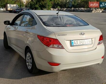 Бежевий Хендай Акцент, об'ємом двигуна 1.37 л та пробігом 53 тис. км за 9850 $, фото 4 на Automoto.ua